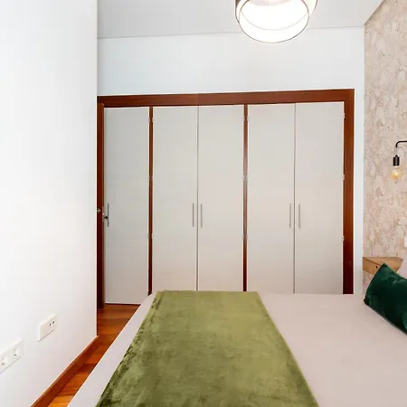 Ry Aparcamiento Incluido Junto A Catedral Ideal Parejas
