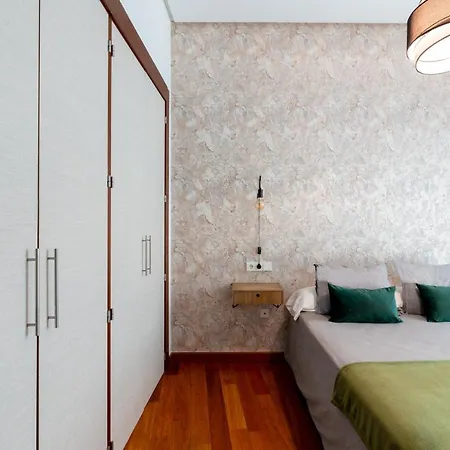 Ry Aparcamiento Incluido Junto A Catedral Ideal Parejas
